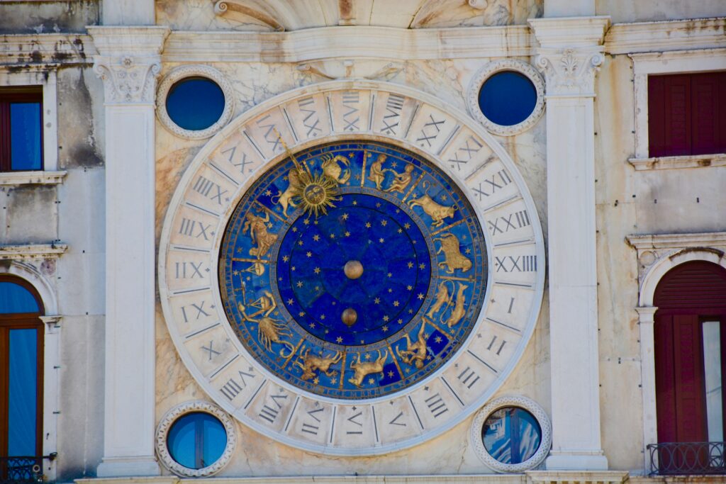 Znak zodiaku od kiedy do kiedy? Data ma znaczenie
