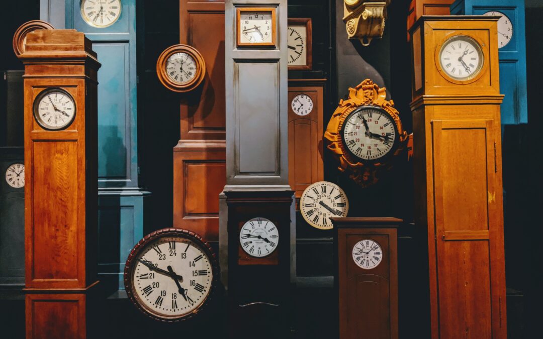 Co oznaczają lustrzane godziny ? Sprawdź znaczenie godzin odwróconych, lustrzanych i anielskich, jakie widzisz na zegarku!